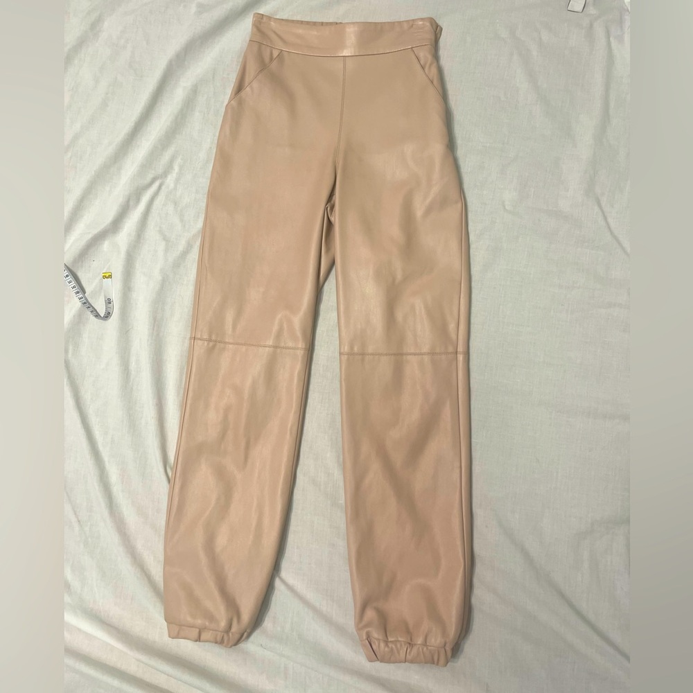 Bebe Pants PU Faux Leather Stretch High Waist  Light Pink Cuffed Joggers  00